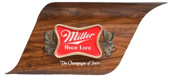 Vintage Lighted Miller High Life Wall Wave Beer Sign