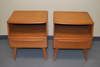 Pair Of Mid Century Modern Heywood Wakefield Night Stands