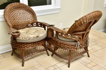 Antique Wicker Courting Couch Or Tete-a-tete With Reversible Cushions