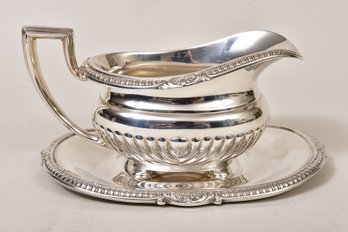 Reed & Barton Sulgrave Manor Silver-plate Creamer Or Gravy Boat With Under-plate