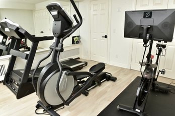 Sole E25 Elliptical Exercise Machine (READ DESCRIPTION)