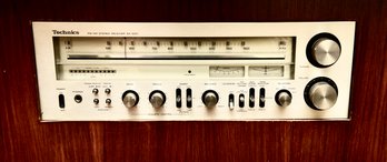 Technics FM/AM Stereo Receiver (SA-500)