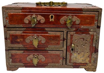 Early 20th Century Chinese Wooden Jewelry Box With Brass Fittings