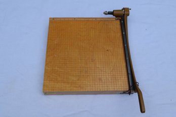 Extra Large 18' Ingento Paper Cutter With Sharpened Blade