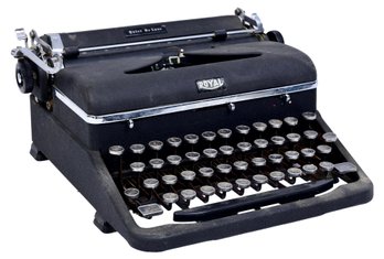 Royal Quiet De Luxe Typewriter