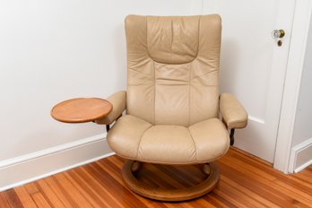 Ekornes Stressless Leather Recliner Lounge Chair With Beverage Tray
