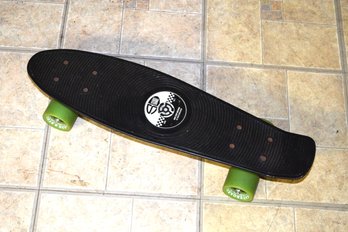 Stereo Sounds Skateboard - Black With Green Wheels