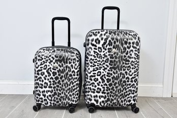 Triforce Serengeti Two Piece Spinner Luggage Set