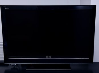 Sony Bravia KDL 40V3000 Television, Roku And Remote