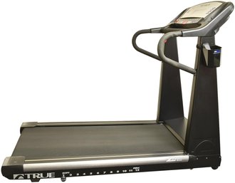 True Fitness Z5.4 Treadmill (READ DESCRIPTION)