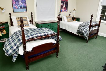 Twin Size Mahogany Four Poster Bed With Pineapple Finials, Mattress And Boxspring (2 Of 2)