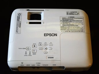 Epson EX3240 LCD White Video Projector Model H719A