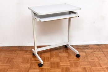 Apollo Metal Portable Work Station On Casters