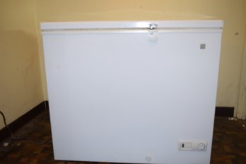 7.0 Cubic Foot GE White Compact Chest Freezer - Food Not Included