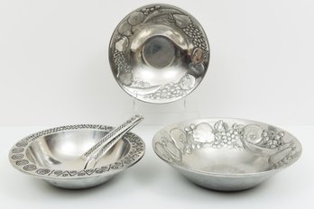 Wilton Armetale Pewter Salad / Serving Bowls And Serving Utensils