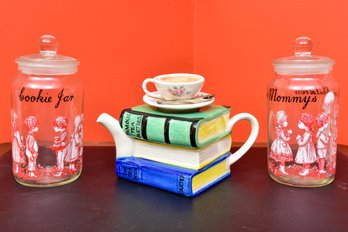 Tony Carter English Teapot And Pair Of Vintage Mommy's Glass Cookie Jars