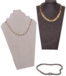 Collection Of Fashionable Necklaces
