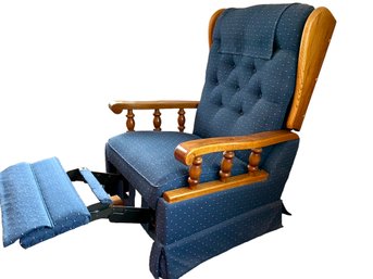 LA-Z- Boy Recliner . One Out Of A Pair ( Right)