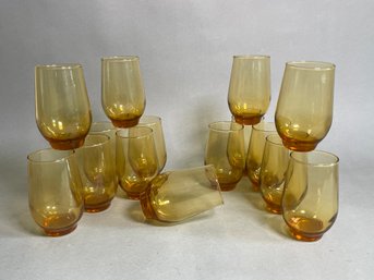 Fifteen Amber Toned Great Quality Vintage Glasses