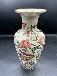 Gorgeous Vintage Zsolnay Hungary Orchid Vase