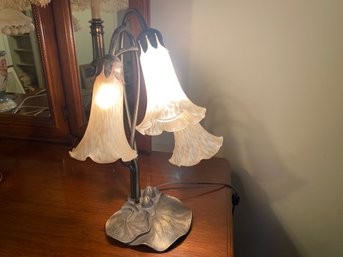 Metal Lamp W/ 3 Tulip Bulbs