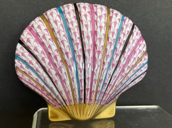 DIFFICULT TO FIND 1st Edition Multicolored HEREND Scallop Shell Absolutely Gorgeous!  Always Kept In Curio
