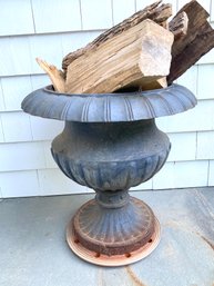 Classic Style Iron Planter