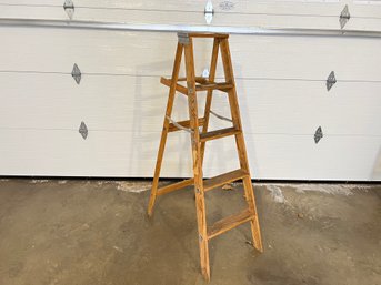 Wood 5' Ladder