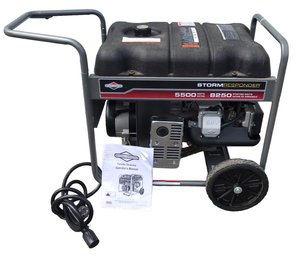 BRIGGS & STRATTON Storm Responder Gas Generator!!