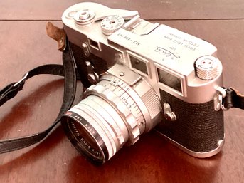 Leica M3 Camera Ernst Leitz Summicrom Lens Vintage