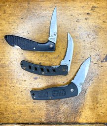 Lot 6- Trio Of Black Small Pocket Knives