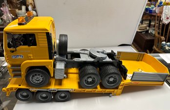 Bruder Mack Granite Dump Truck                                                    C2