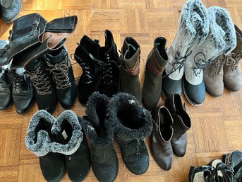 Boots, Sorel NWT, Mostly 8, 8.5