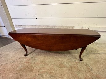 Gorgeous Hickory Chair Company Drop Leaf Coffee Table