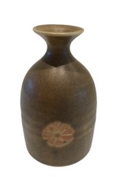 Daisy Motif Textured Vase