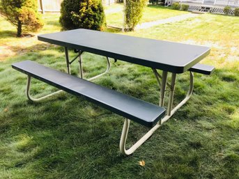 LIFETIME 6ft Folding Picnic Table