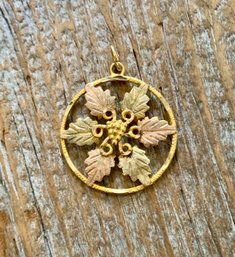 Vintage Italian 10k Gold Grapes And Leaf Pendant