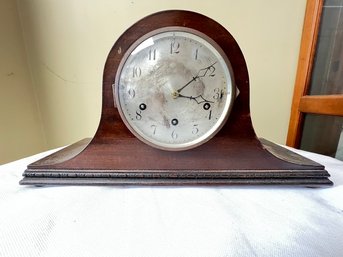 Sessions Mantle Clock