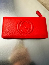 BRAND NEW IN BOX NEVER USED GUCCI Red Guccisimo Zipper Wallet Double Sided