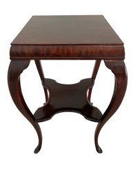 Vintage Side / End / Accent Table With Cabriole Legs.