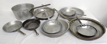 Mixed Lot Of 10 Restaurant Aluminum Pots & Skillets / Pans In Varying Sizes