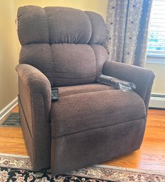 Golden Power Lift Recliner Hardly Used