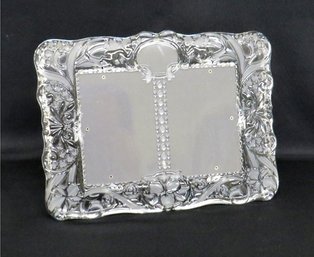 Mikasa Rahmen Cherished Moments Frosted Crystal Double Picture Frame - Graduation, Weddings, Parents