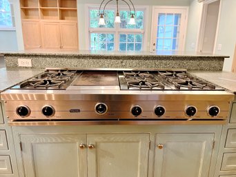 A Viking Gas Cook Top - 6 Burner Plus Griddle - 48 Inch