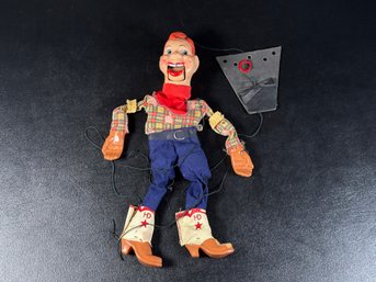 Wow! A Vintage 1950s Howdy Doody Marionette