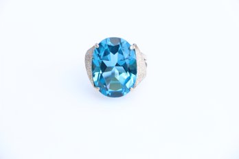 Sterling Silver Large 13 Carat Blue Topaz Ring Size 7