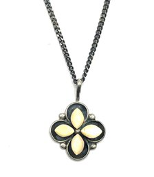 Vintage Italian Dark Sterling Silver Chain With T&NN Designer Mother Of Pearl Flower Pendant