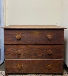 Pine 3 Drawer Dresser