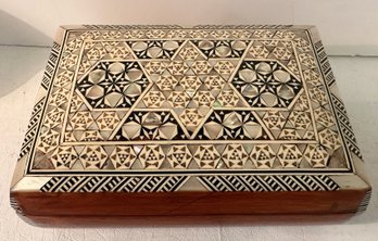 Beautiful Middle Eastern Inlaid Jewelry Box