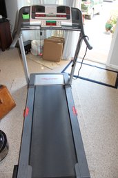 Pro-form 580LT Treadmill 32x72x54 Inches